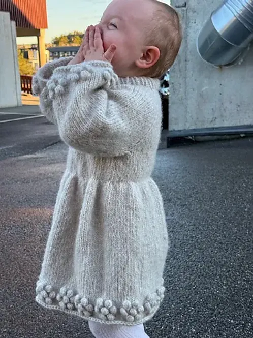 Hovedbilde Tordis kjole Garnpakke